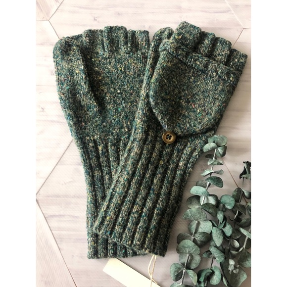 Madewell Accessories - Madewell Convertible Ribbed Gloves | Green